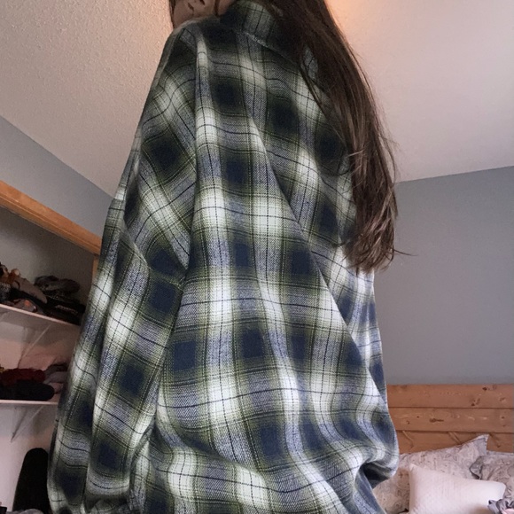 Oversized flannel button front - Picture 3 of 4